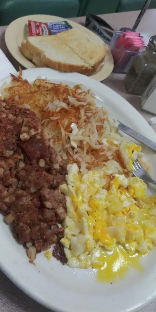 Corned Beef Hash & Eggs